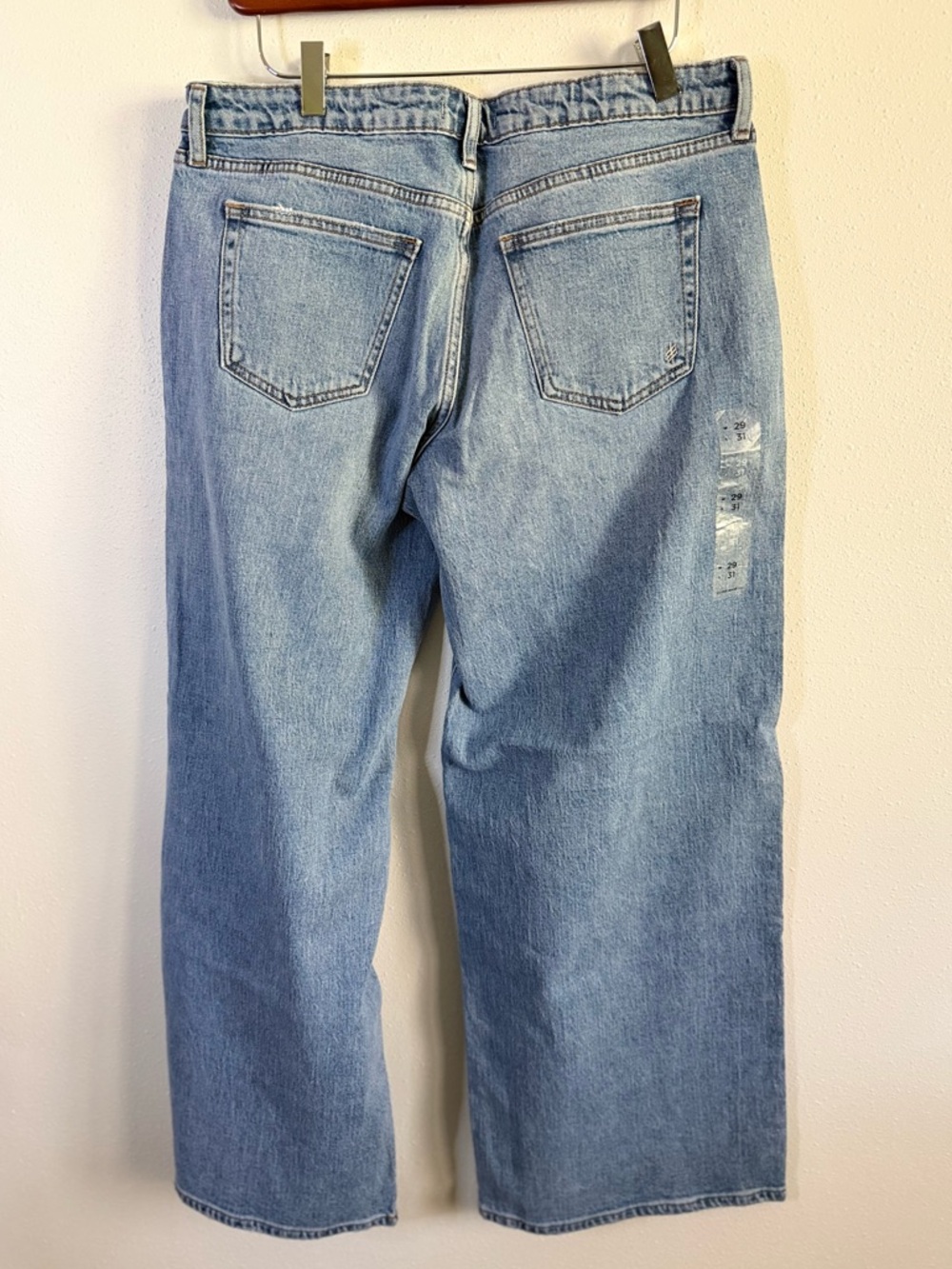 NWT Silver Jeans Co Skater Low Rise Wide Leg Jeans Light Wash W29 L31 - Picture 3 of 6